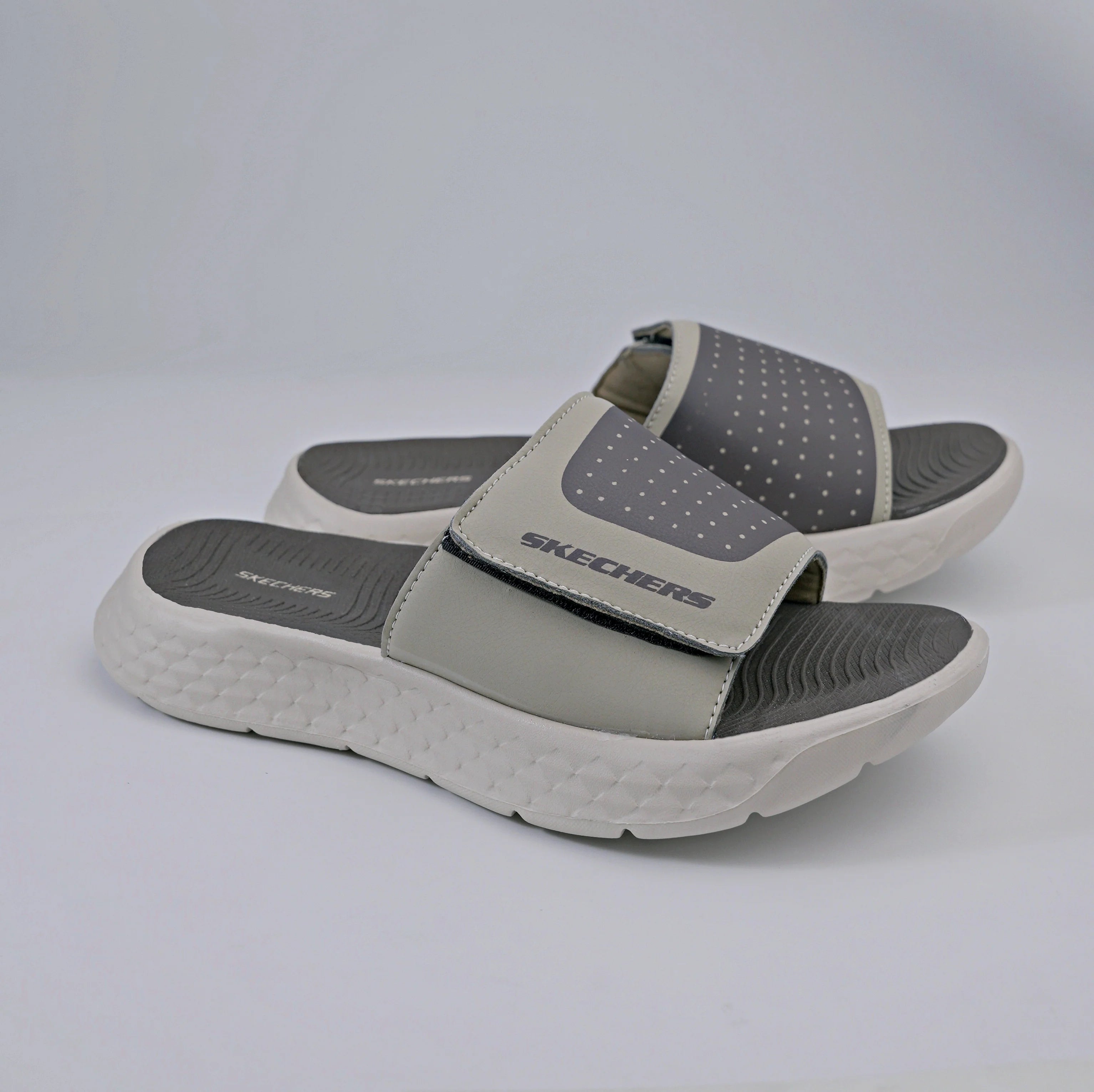 SKETCHERS GO WALK BEIG