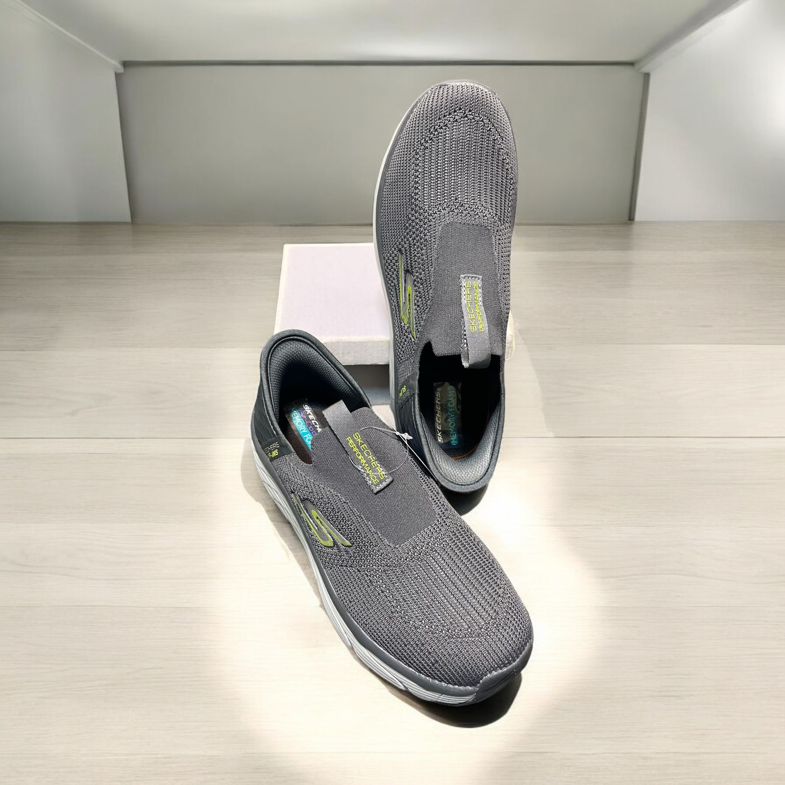 SKECHERS PERFOMANCE SHOES GRAY