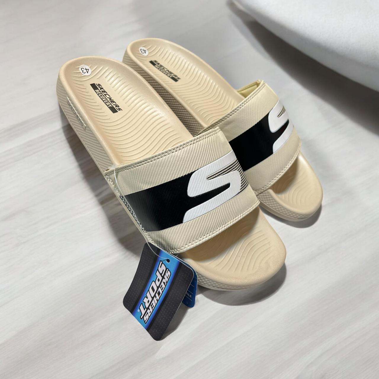 LATEST SKECHERS OFF WHITE COMFORT SOFT SLIPPER