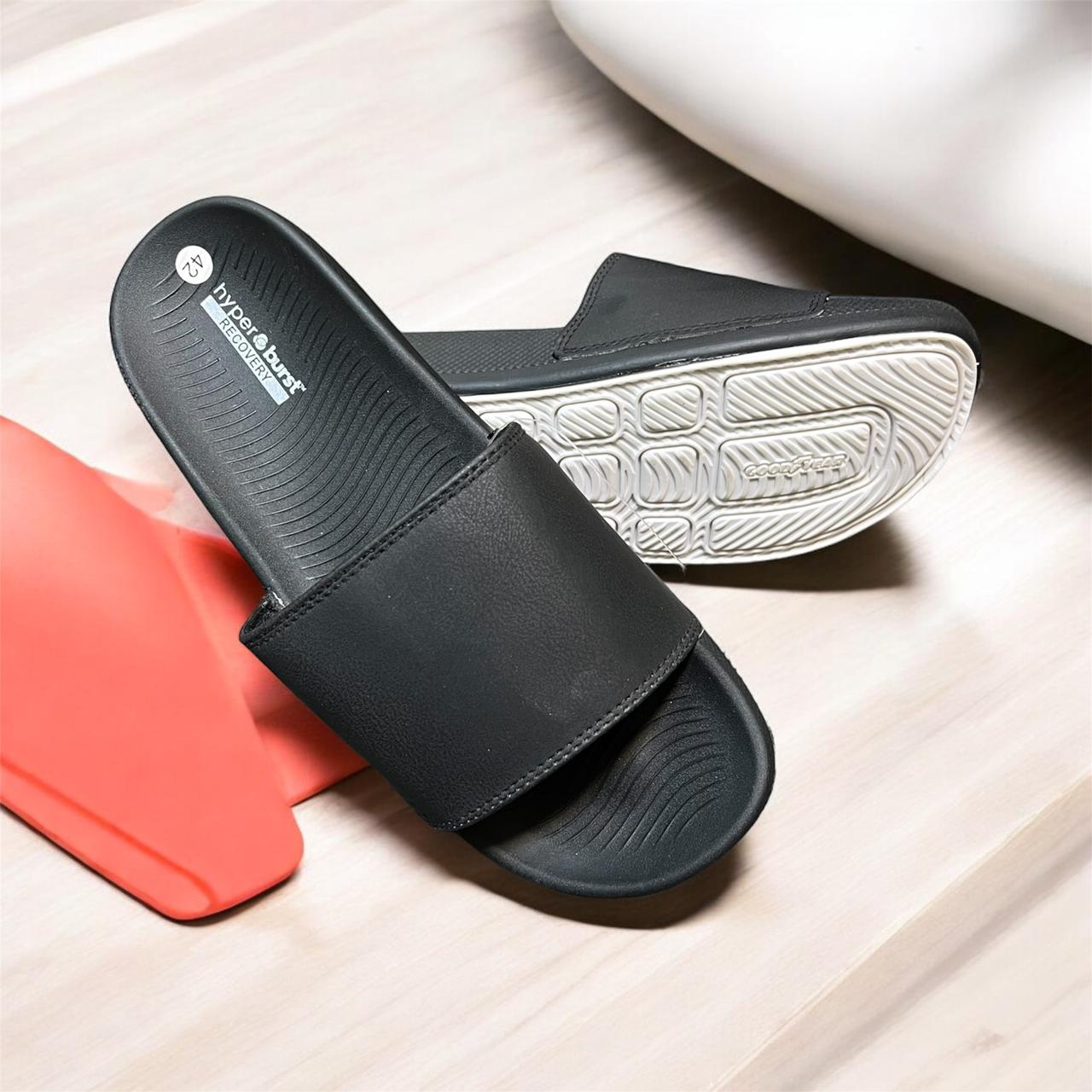 SKECHERS BLACK COMFORT SOFT SLIPPER