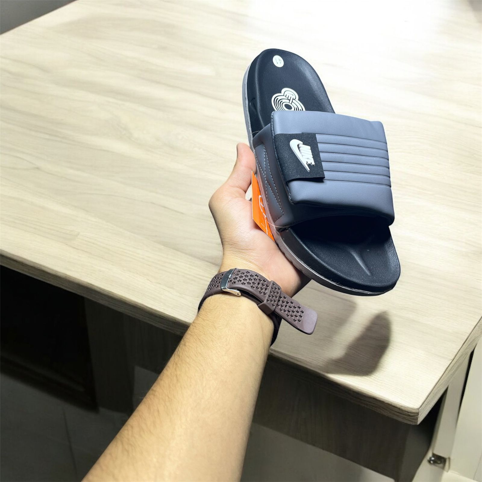 NIKE GREY AND BLACK SLIPPERS