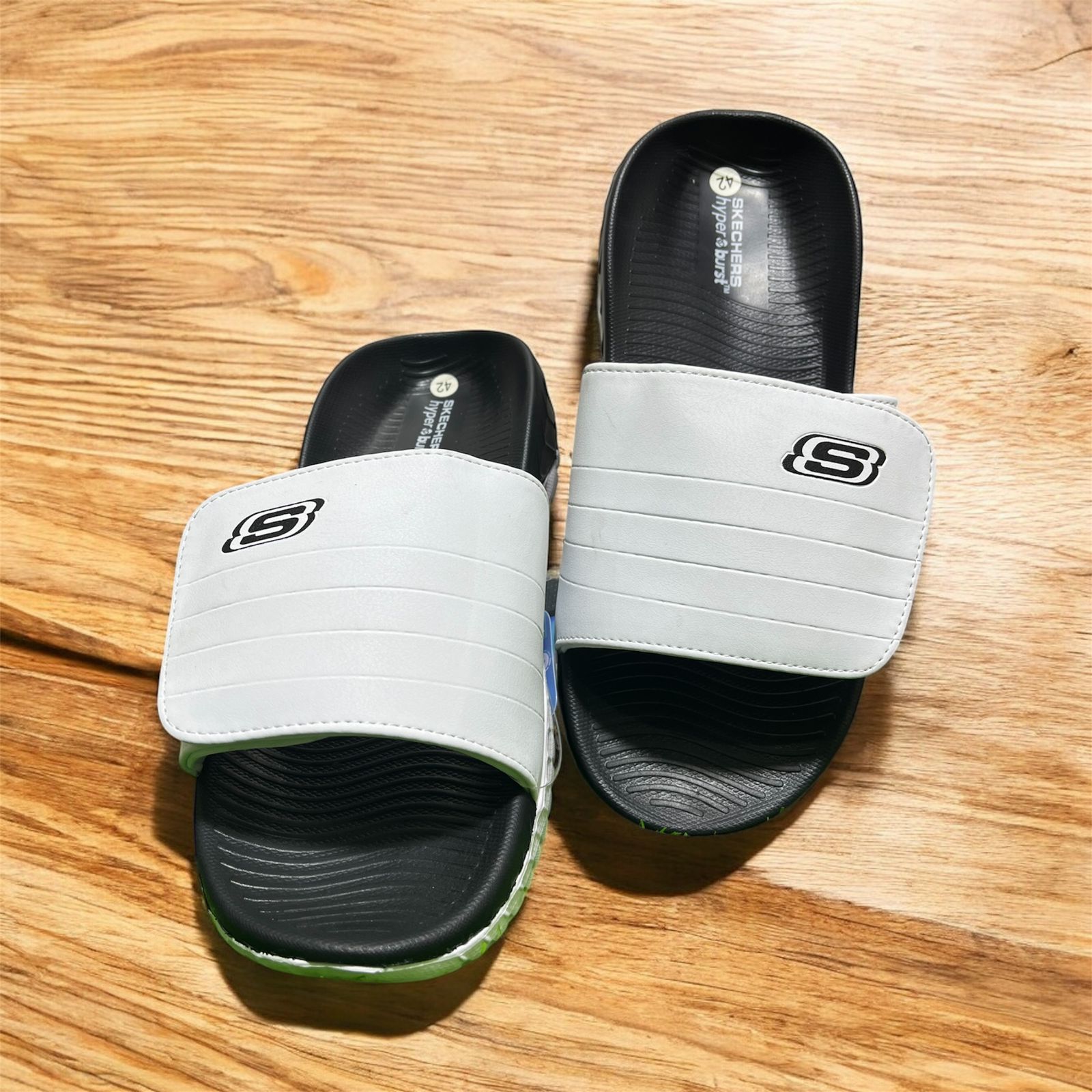 IMPORTED SKETCHER GO WALK SLIDES (USA2 WHITE )