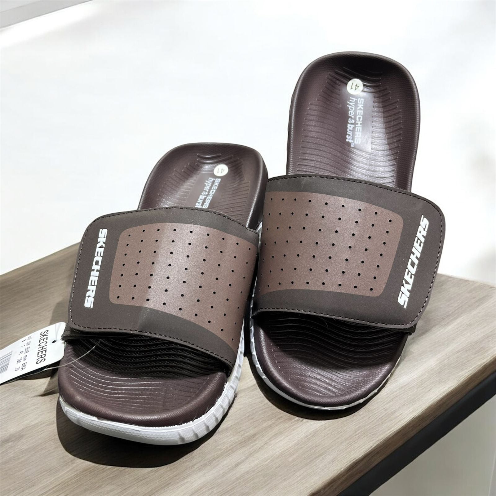 IMPORTED SKETCHER GO WALK SLIDES (USA1 BROWN)
